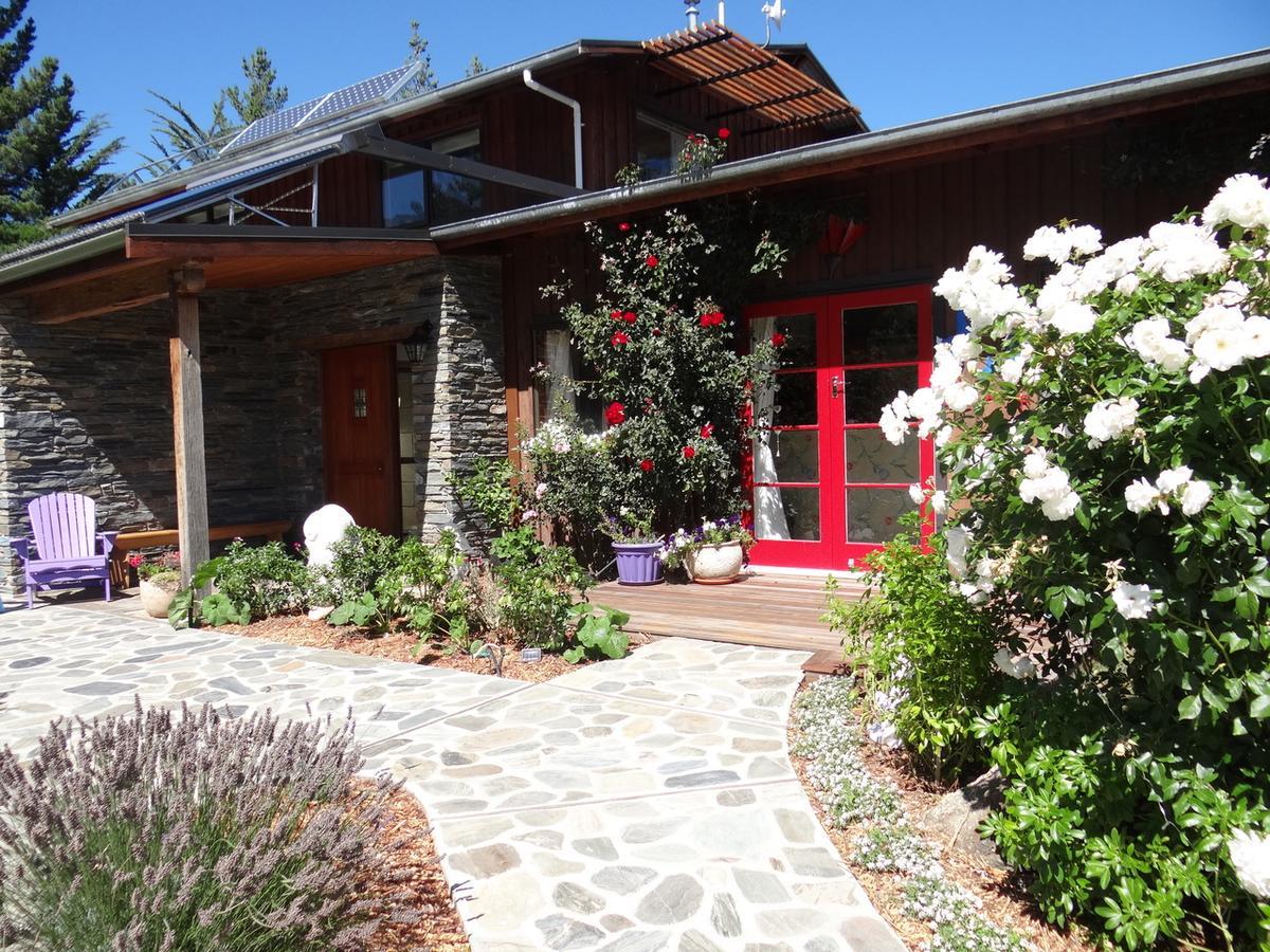 Mitchella Farm Apartment Wanaka Exterior photo